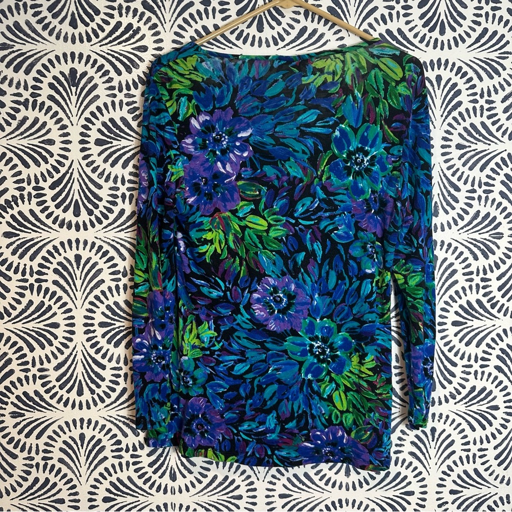 Cable & Gauge Blue Floral Draped Neck Blouse FLAW READ - Picture 4 of 14